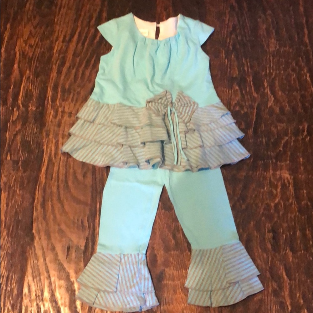 Two piece outfit